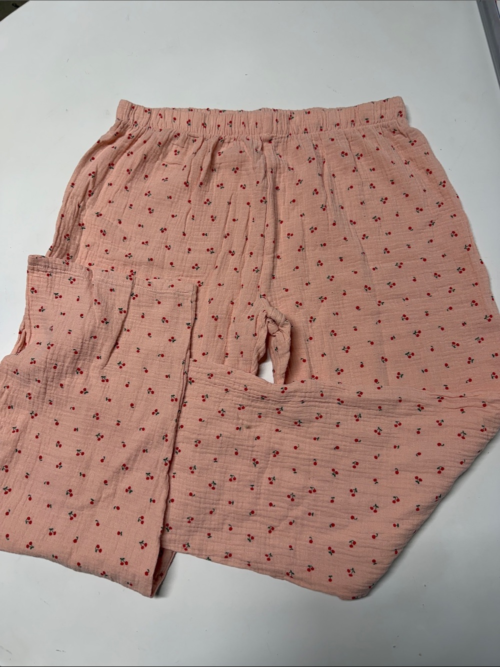 Women's Pink cherry print Pajama Set - Soft Long Sleeve Top & Pants medium - Picture 8 of 9
